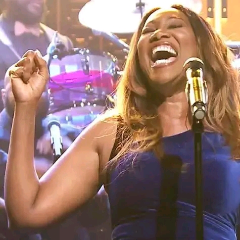 Biography Of Yolanda Adams: Age, Music Career, Family, Songs & Pictures