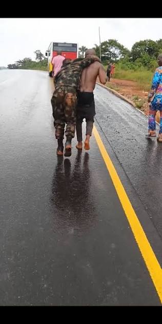 Army Truck Crashes In Abia During Heavy Rain, Soldiers Injured